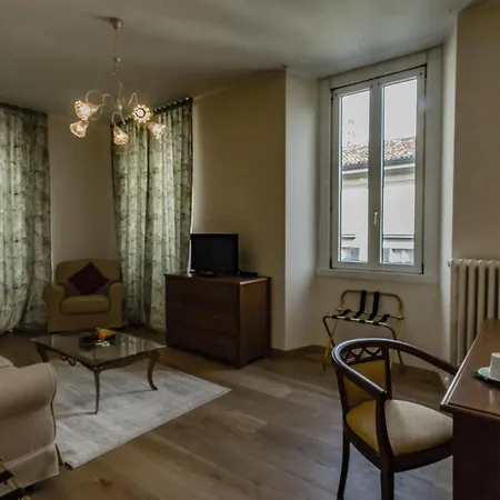 Hotel Moderno Lecco