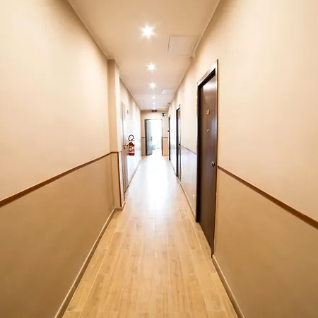 Szálloda Moderno Lecco