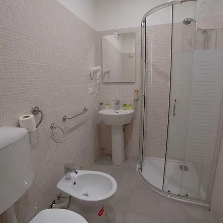 Szálloda Moderno Lecco