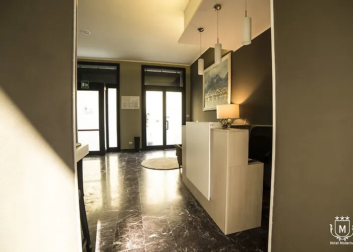 Moderno Hotel 3*