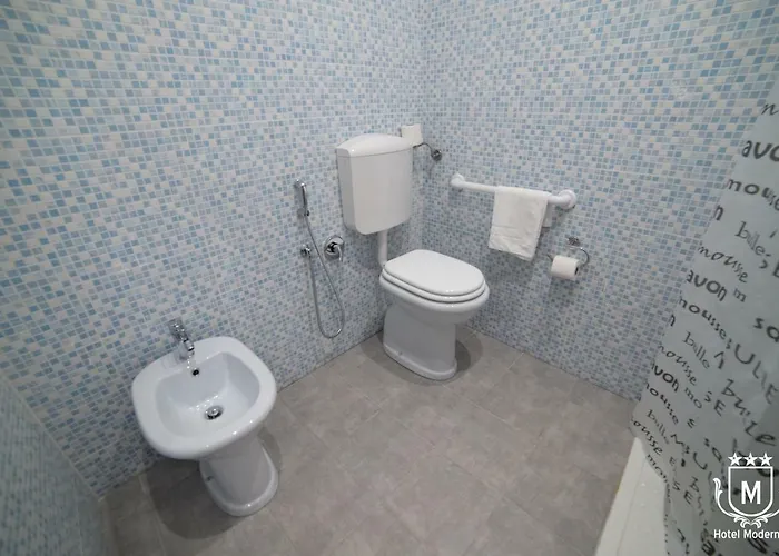 Moderno Отель Лекко